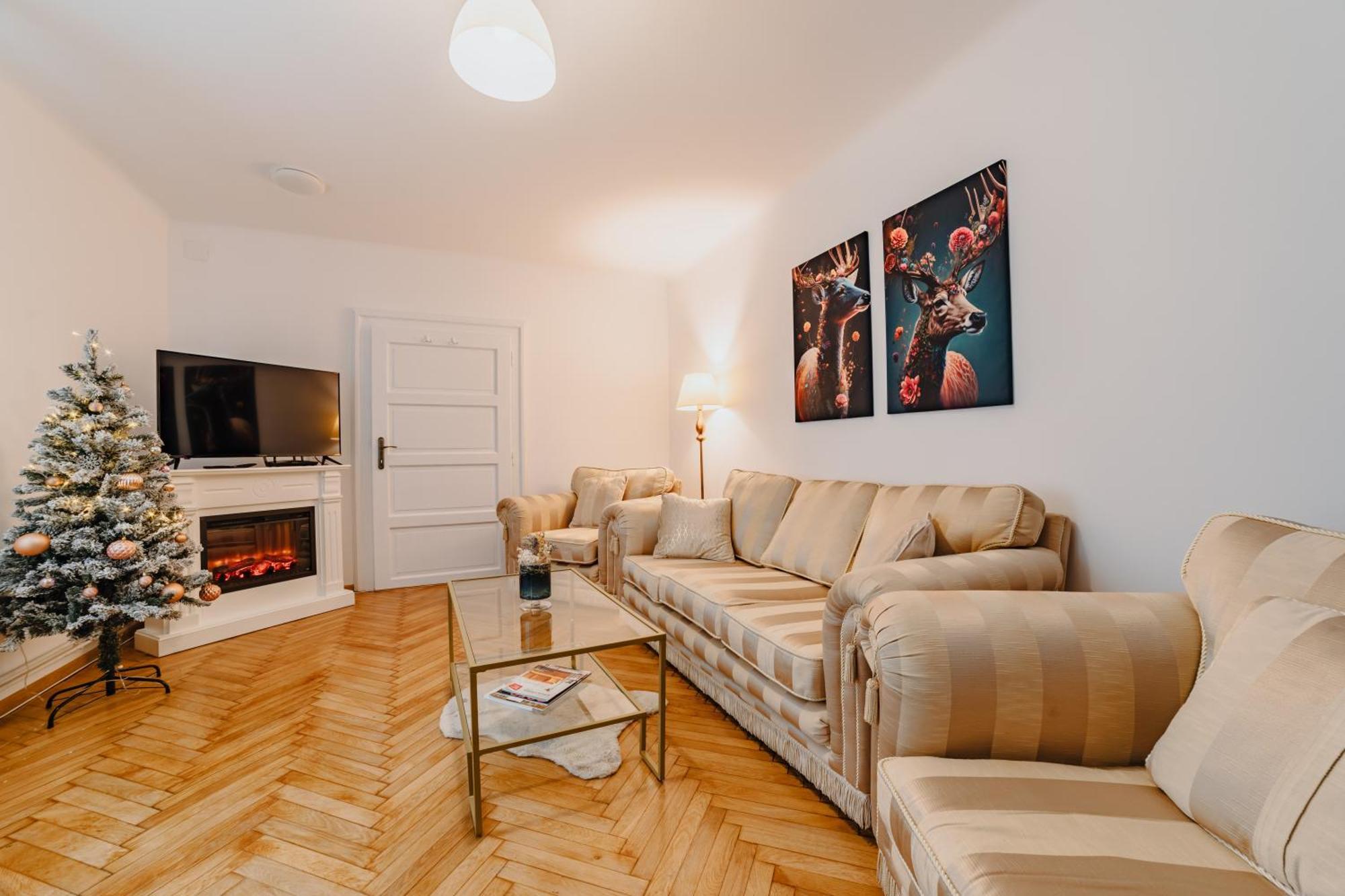 Hotel de apartamente Albert Residence Brasov 3*